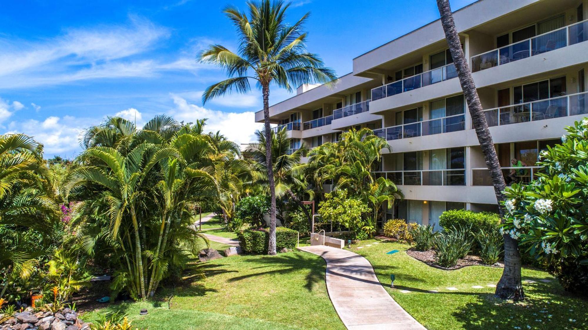 Aston At The Maui Banyan Aparthotel Wailea  Exterior photo