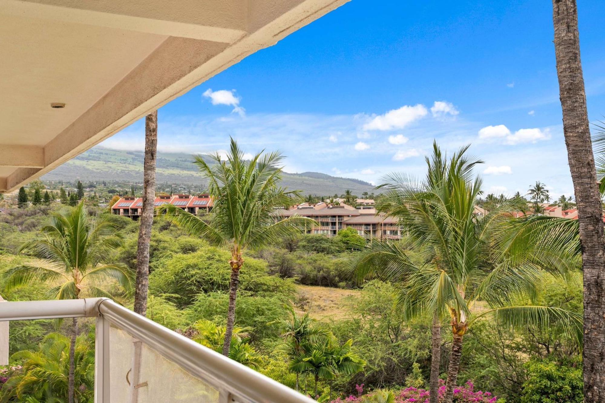 Aston At The Maui Banyan Aparthotel Wailea  Exterior photo